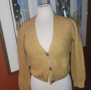 Cropped sweater cardigan